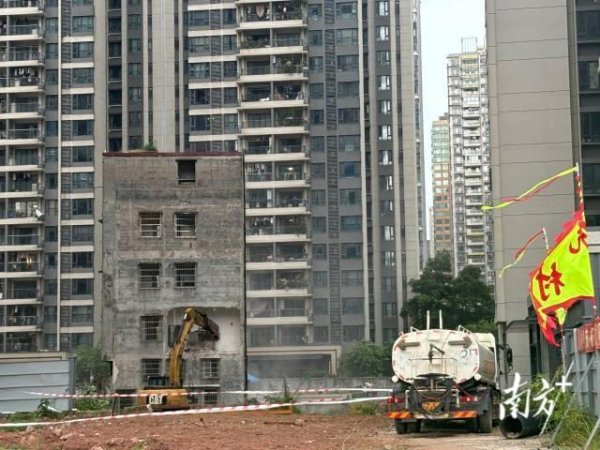 南京配资开户 耗时15年 广州城中村1950栋村屋拆完 旧改全面启动